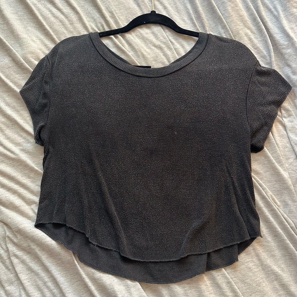 Garage ribbed, acid washed black/grey cropped T-shirt. Rounded bottom. Size S